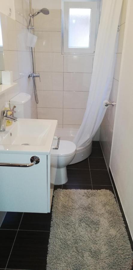 Apartman Emily, 6 Plus 2 Guests, Newly Refurbished PUY Eksteriør bilde