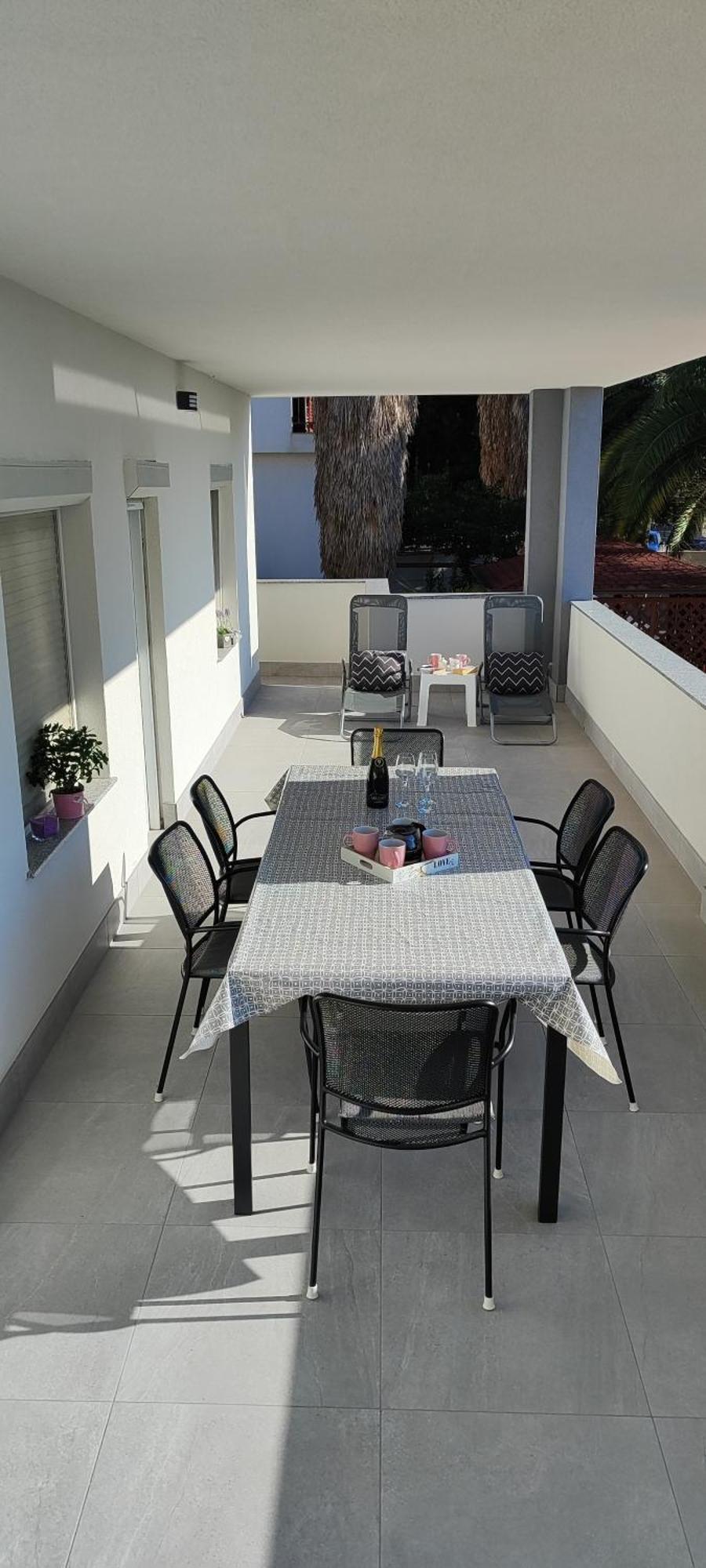 Apartman Emily, 6 Plus 2 Guests, Newly Refurbished PUY Eksteriør bilde
